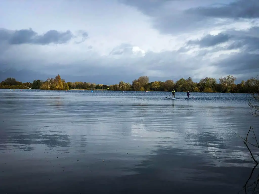 Cotswold country park lake and beach SUP sports
