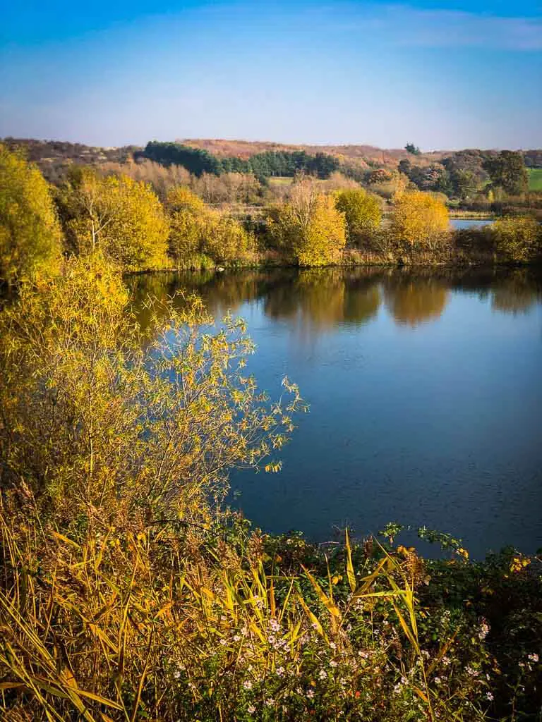 autumnal views across middleton lakes