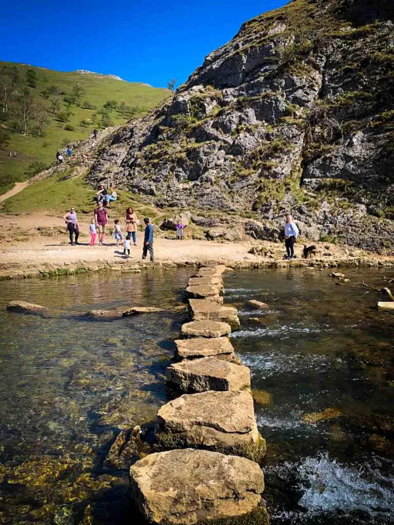 stepping stones dovedale