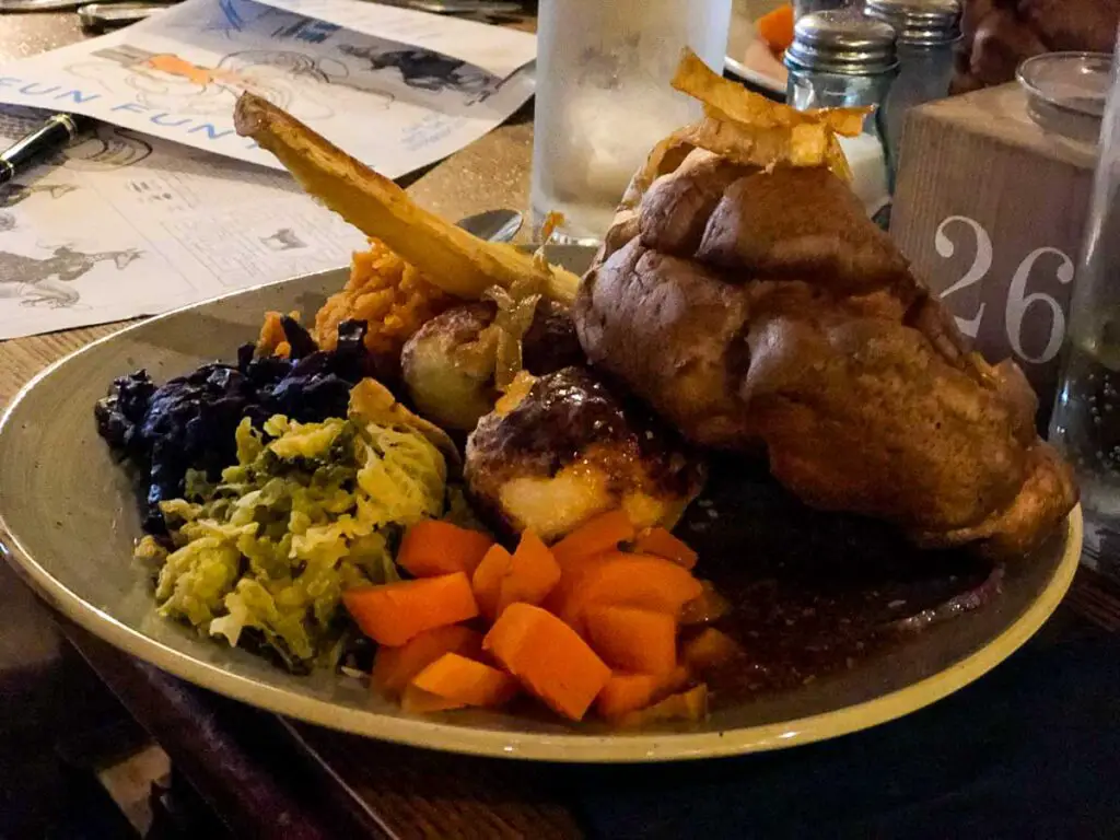 phuge plate of sunday lunch from the wheatsheaf
